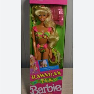 Vintage Mattel Barbie Hawaiian Fun Doll with Hula skirt
